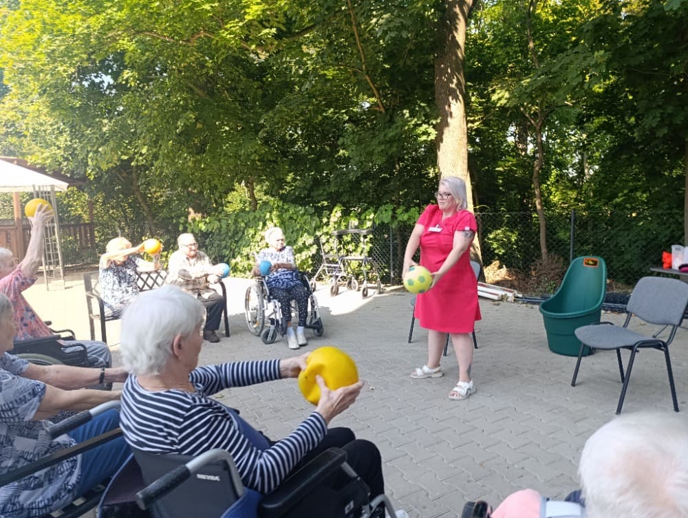 🌞Dopoledne plné pohybu i zábavy na čerstvém vzduchu🦋 2