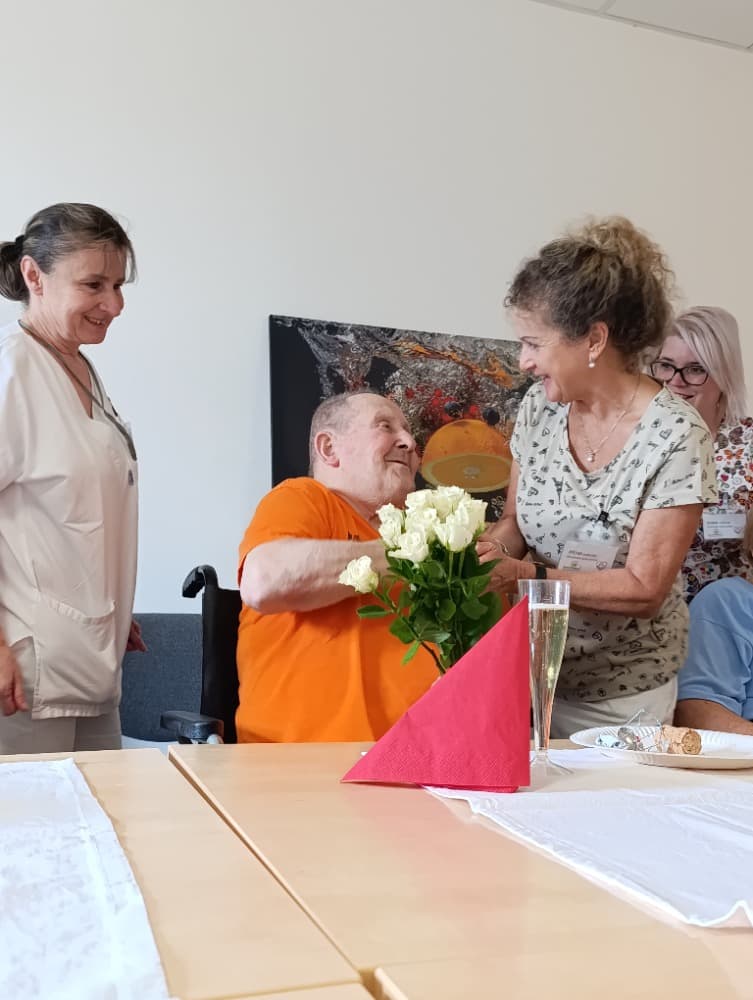 NAROZENINY - srpen 7