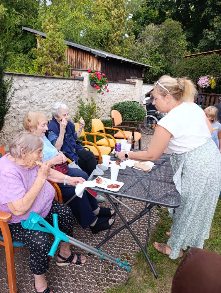 Buřtobraní s country kapelou Medvědi 2