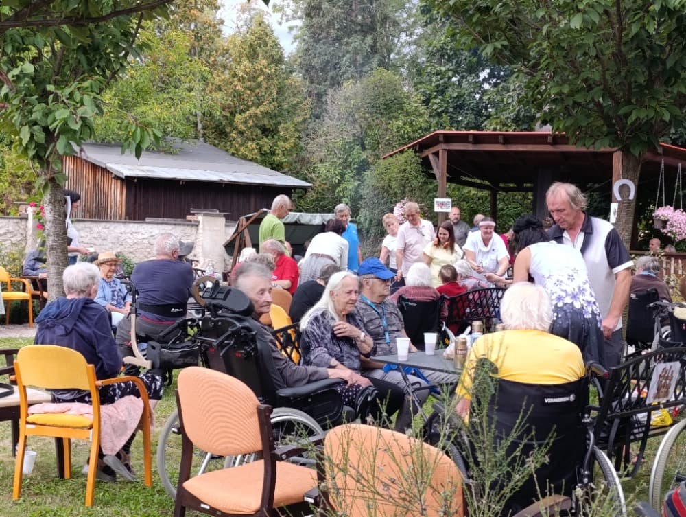 Buřtobraní s country kapelou Medvědi 16