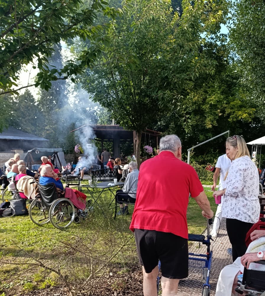 Buřtobraní s country kapelou Medvědi 19