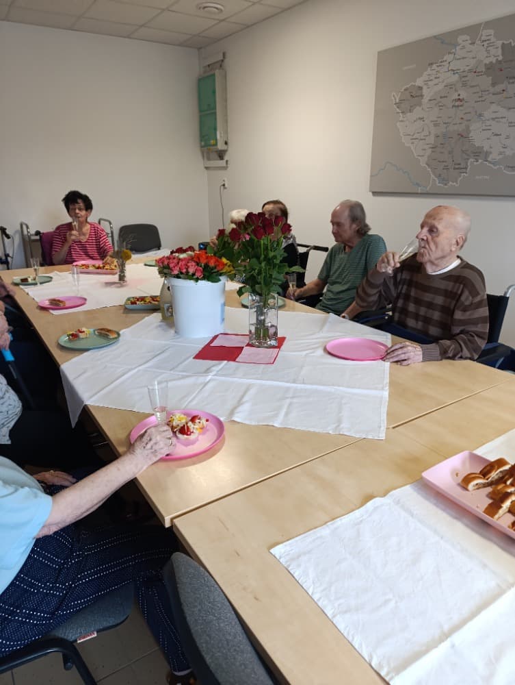 NAROZENINY - září 11