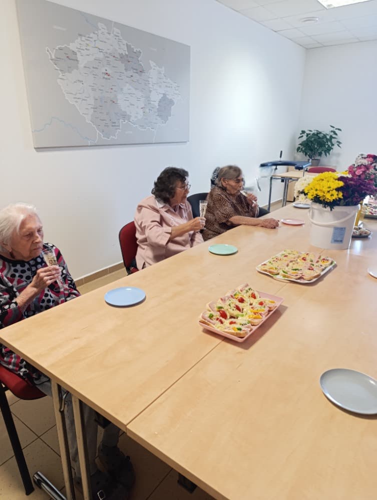 NAROZENINY - listopad 5