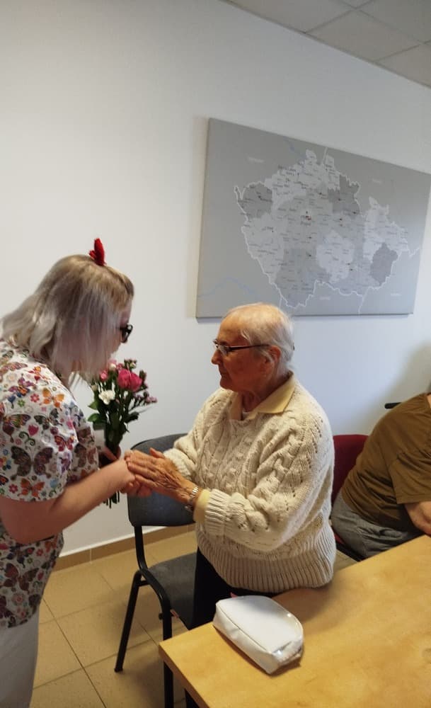 NAROZENINY - prosinec 13