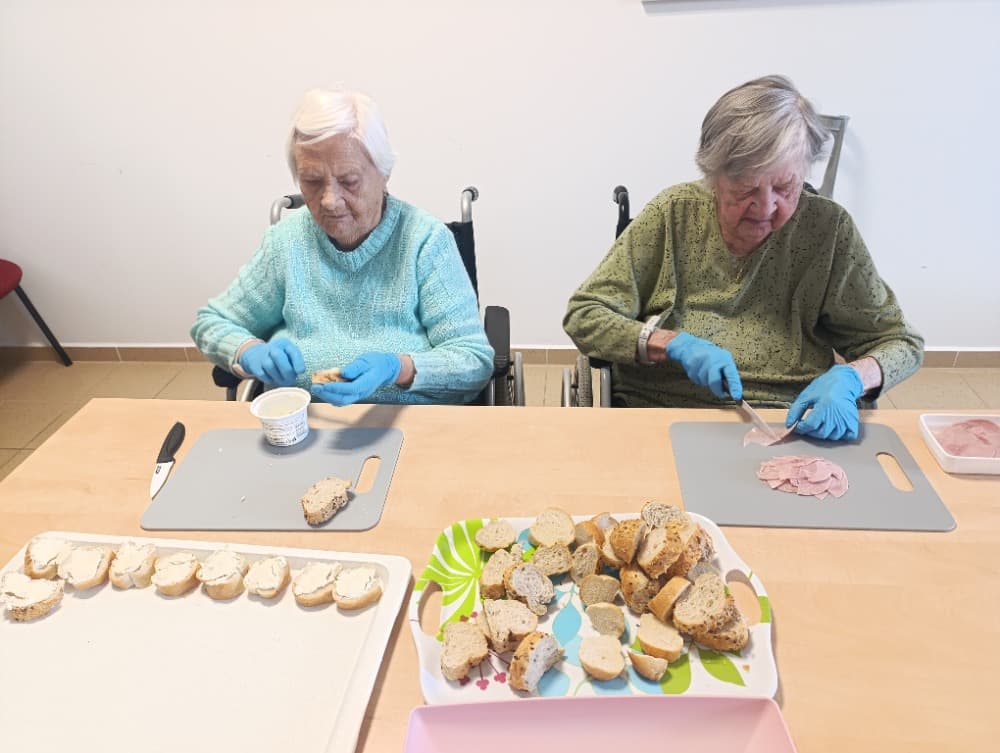 NAROZENINY - leden 1